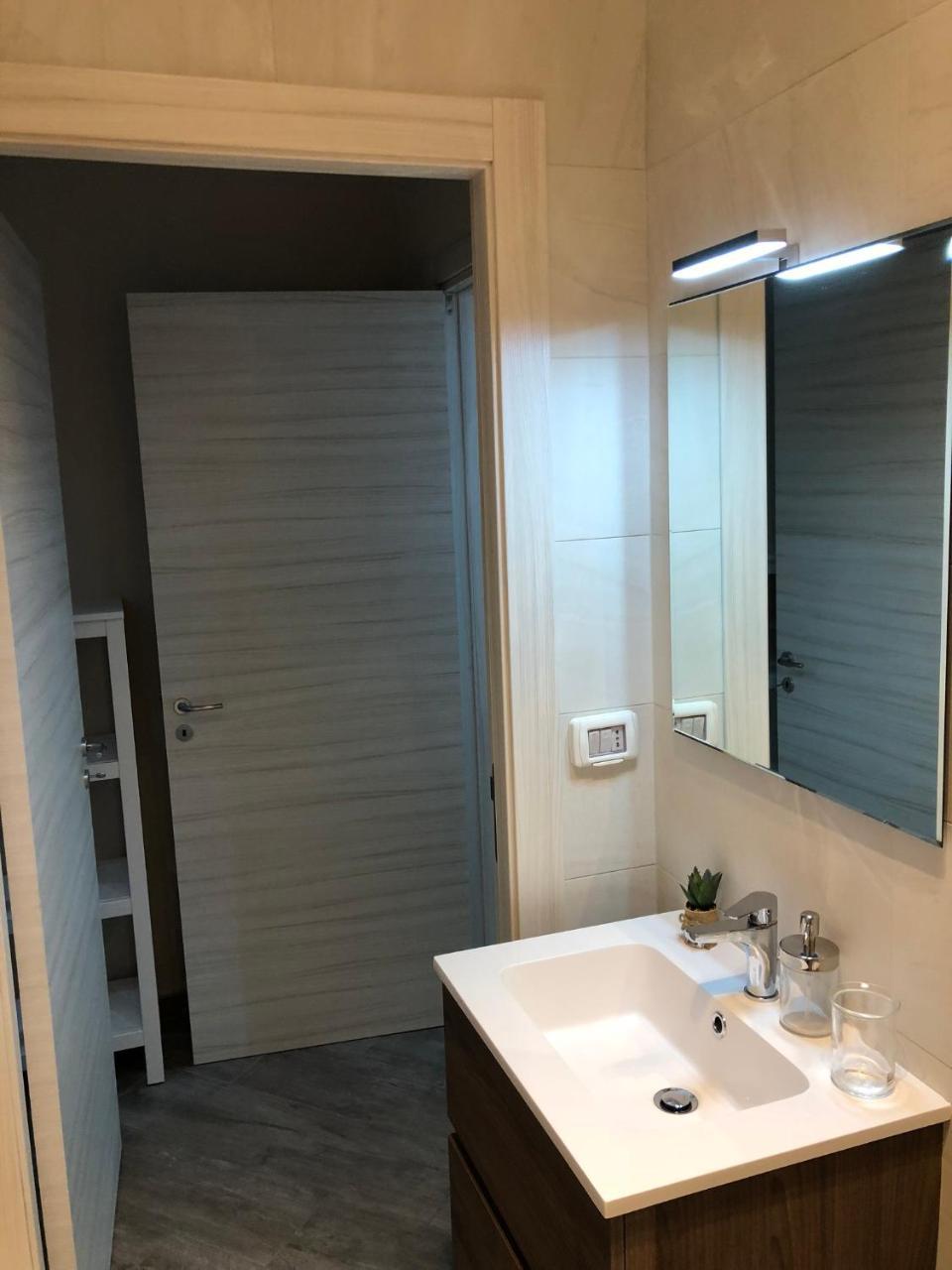 Elena Rooms Taranto Kültér fotó
