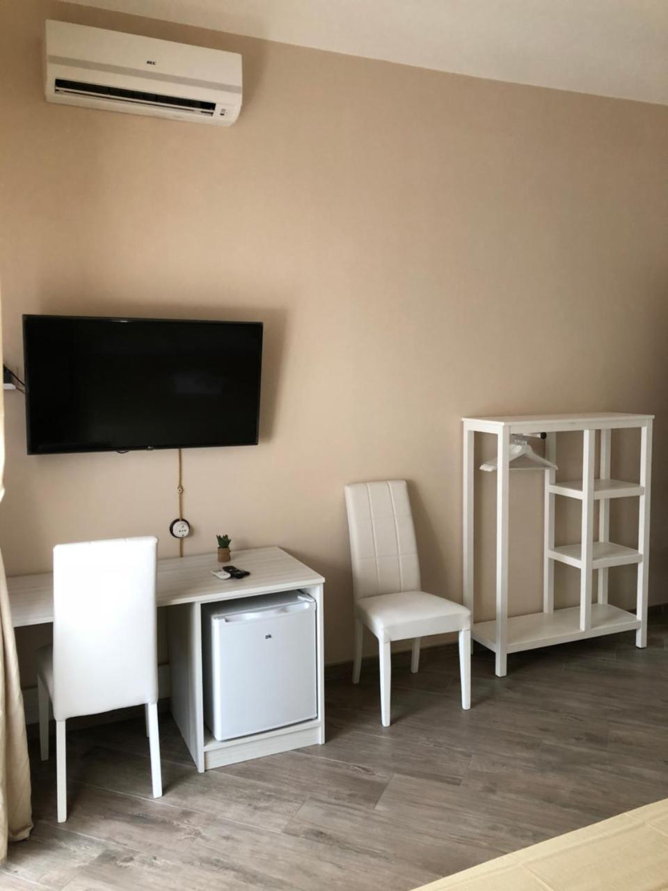 Elena Rooms Taranto Kültér fotó