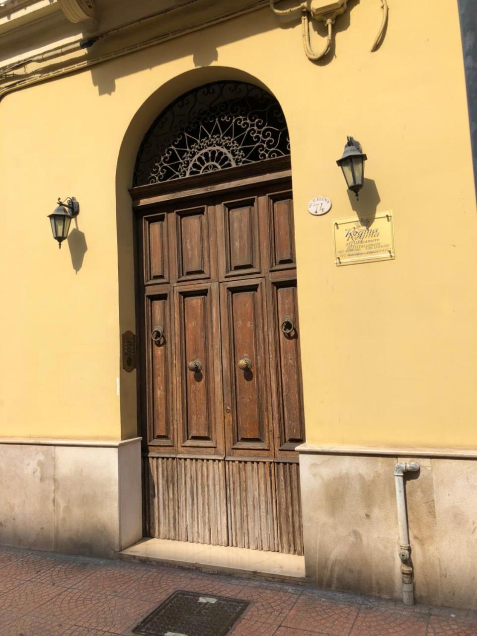 Elena Rooms Taranto Kültér fotó