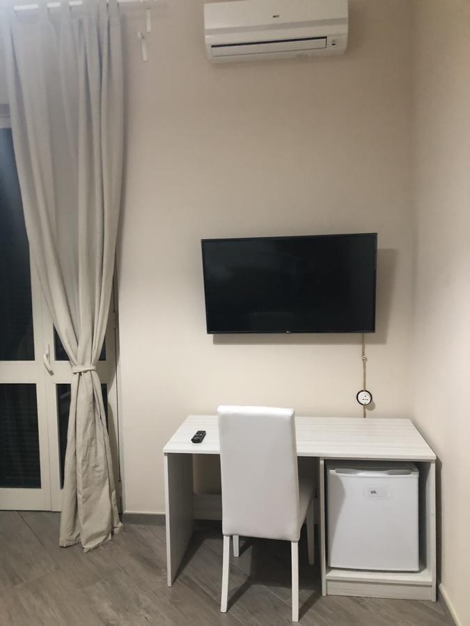 Elena Rooms Taranto Kültér fotó